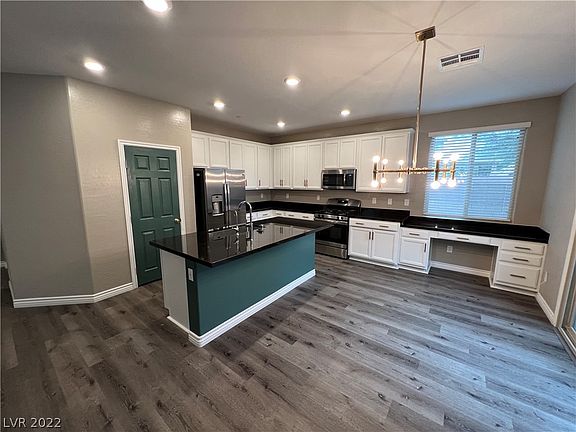 4th image of 1009 Bluebell Brook St