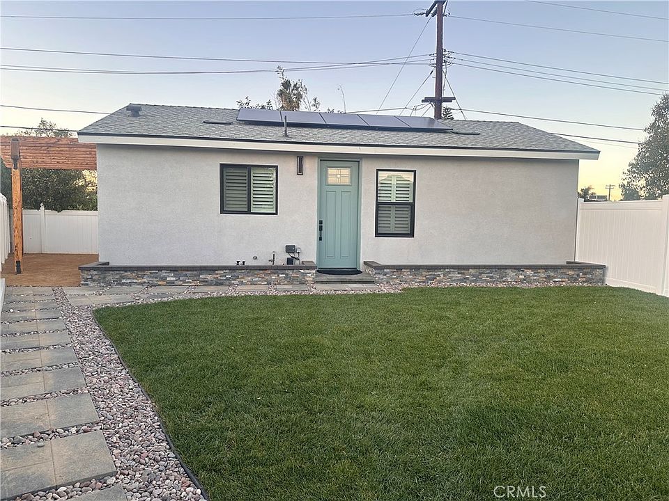 1st image of 8937 Patrero St