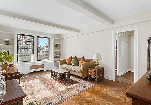 2nd image of 140 E 81st St APT 11F