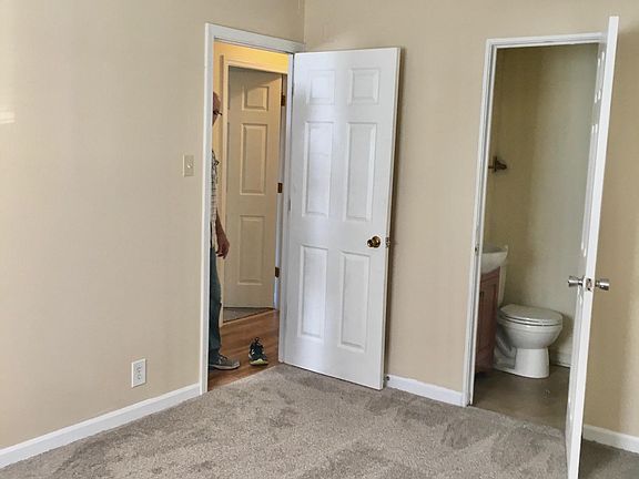 4th image of 622 Carol Dr