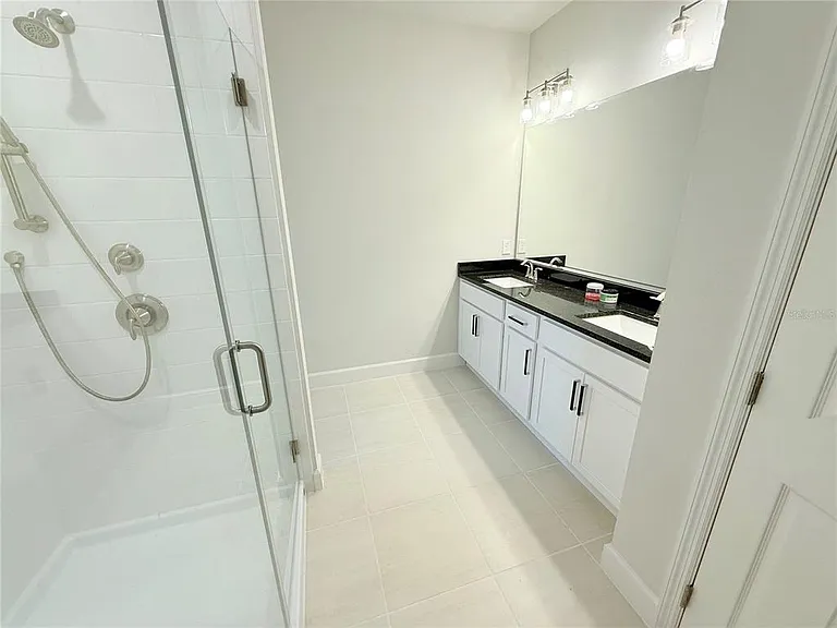 237 Station Ln — Photo 17