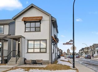 1882 S Rangeview Dr SE, Calgary, AB T3S0C7