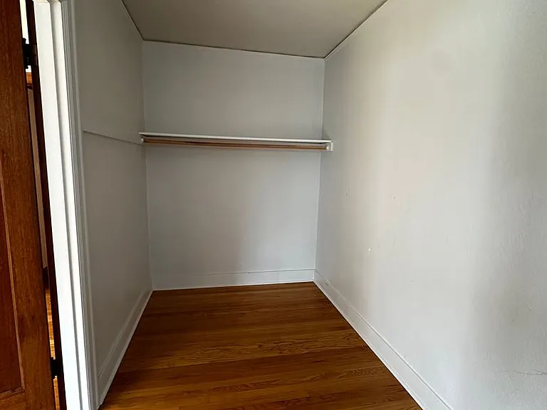 Silver Apartments — Photo 25