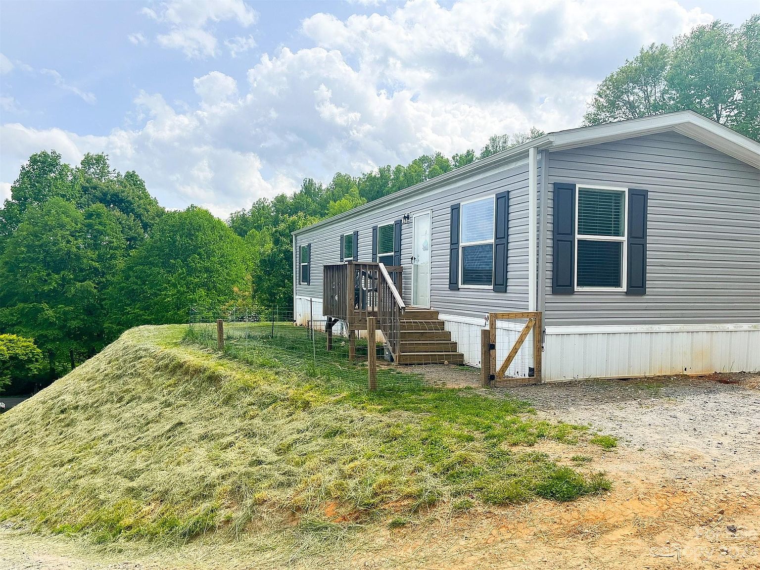 100 Sellers Rd, Sylva, NC 28779 | Zillow