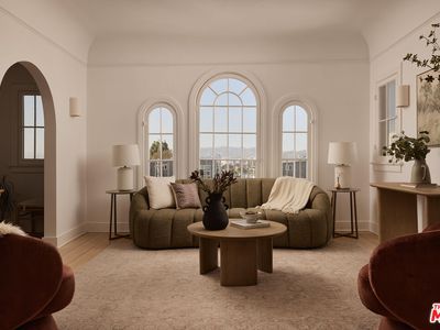 854 Hyperion Ave #1/2, Los Angeles, CA, 90029