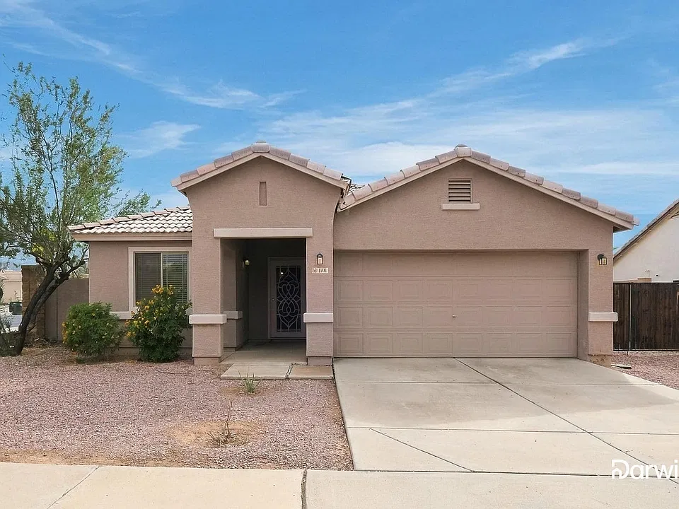 1701 W Lydia Ln