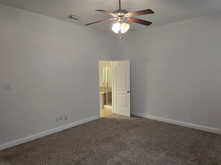 624 Calliopsis St — Photo 22
