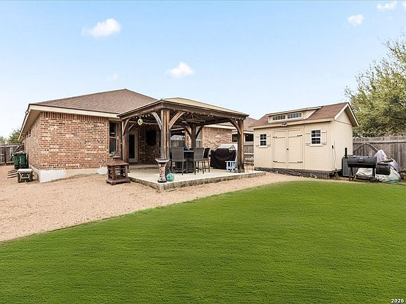 3rd image of 9918 Amberg Path