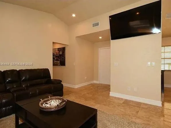 11838 NW 13th St #11838, Hollywood, FL 33026