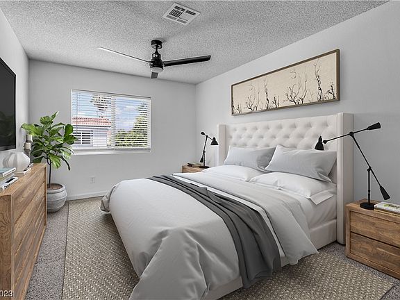 5th image of 1021 Willow Tree Dr Unit C