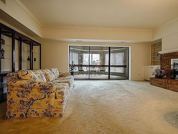 3rd image of 2125 Nature Cove Ct APT 301