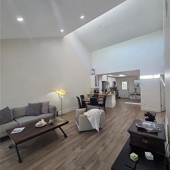 603 Serramonte Dr NE — Photo 8