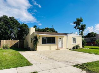 2336 Robin Rd, West Palm Beach, FL 33409