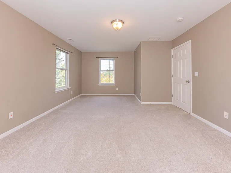 2211 S Main St #1 — Photo 27