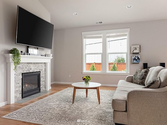 2nd image of 1775 River Walk Ln