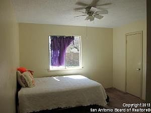 3rd image of 9215 Perkins Dr