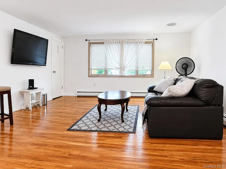 100 Lee Ave #2 — Photo 2