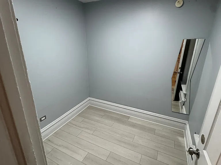 2307 S Leavitt St #1 — Photo 13