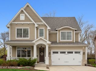 1634 Finsbury Ln, La Grange Park, IL 60526