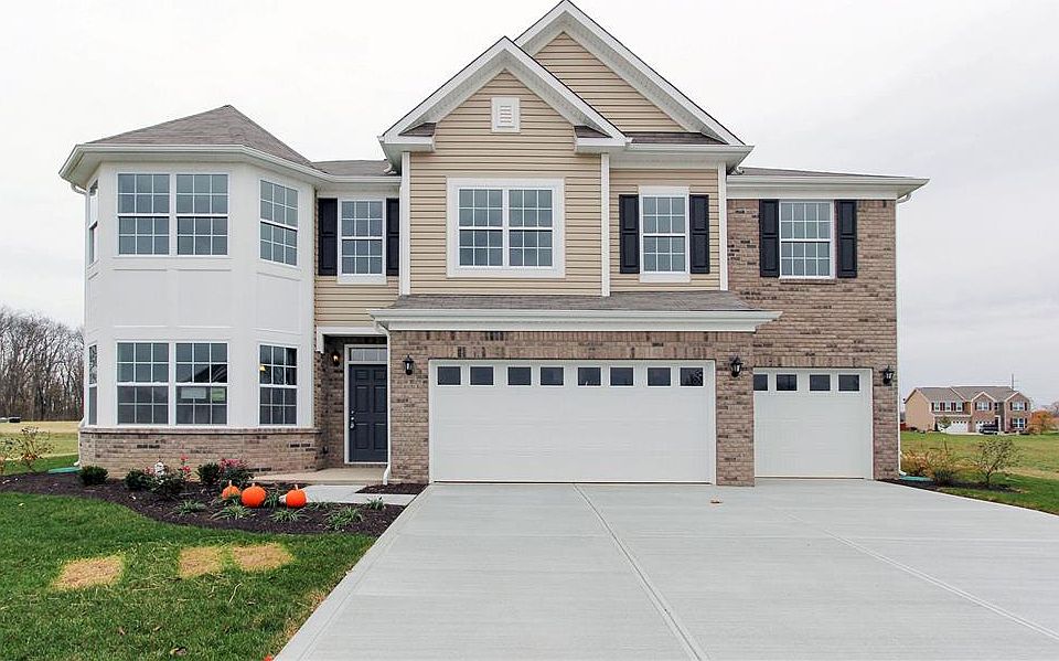 Located on 0622 in Mapleton At Wynne Farms in Avon, IN