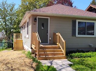 501 N 5th Ave, Sturgeon Bay, WI 54235