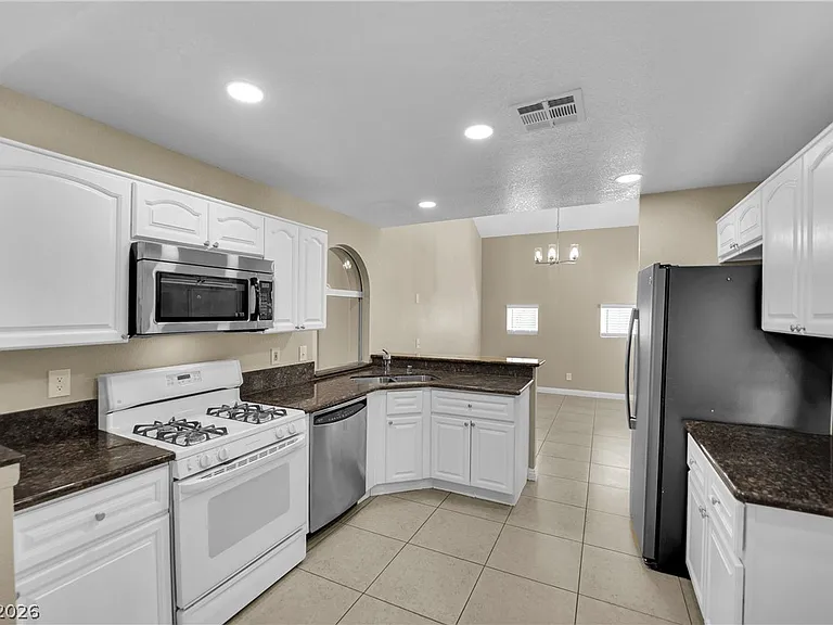756 Charwood Cir — Photo 13