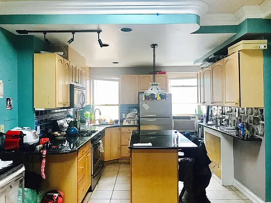 Rented by In Haus LLC | media 23