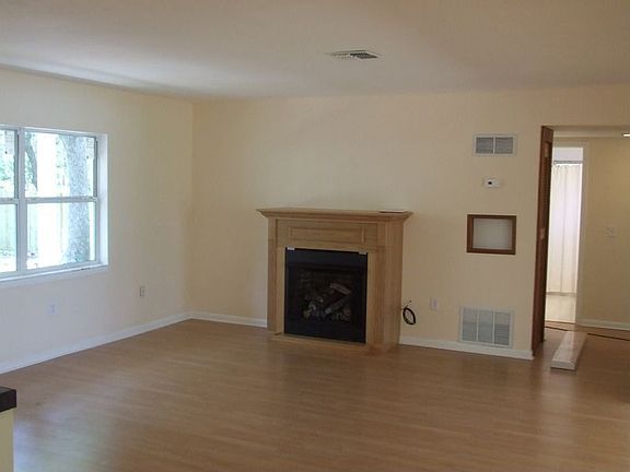 Living Room with gas fireplace