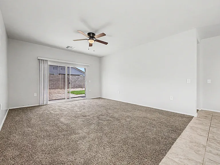 1302 W Raymond Ave — Photo 8
