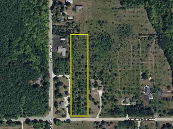 3086 Kangaroo Beach Rd, Baileys Harbor, WI 54202
