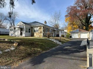 8714 Verree Rd, Philadelphia, PA 19115