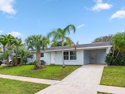16 Ridgewood Circle, Tequesta, FL, 33469