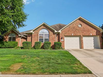 7701 Donegal Dr, Indianapolis, IN, 46217