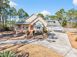 18 Brierwood Rd SW, Shallotte, NC 28470