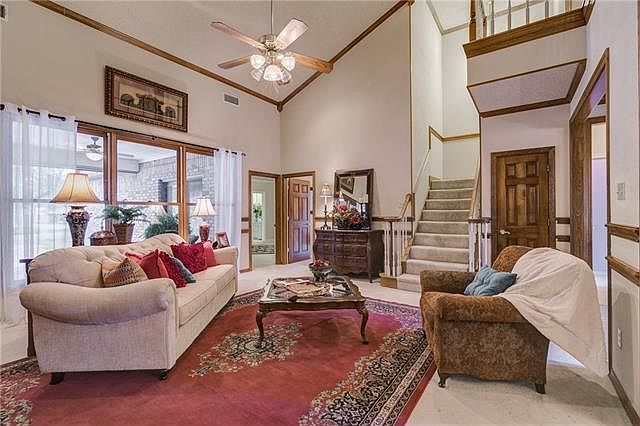 1st image of 6111 Belvidere Cir