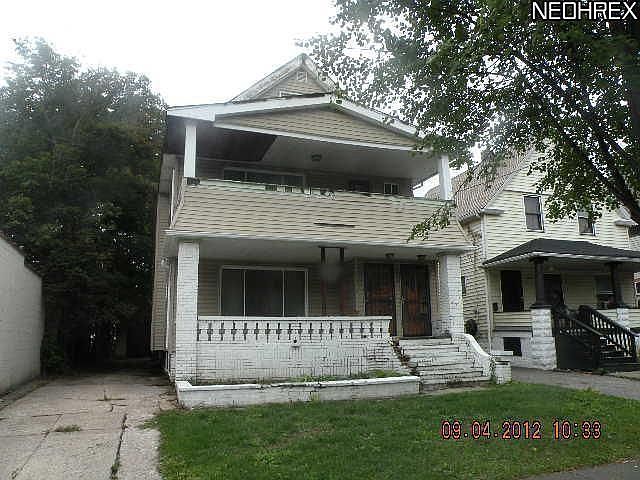 1st image of 13015 Lorenzo Ave
