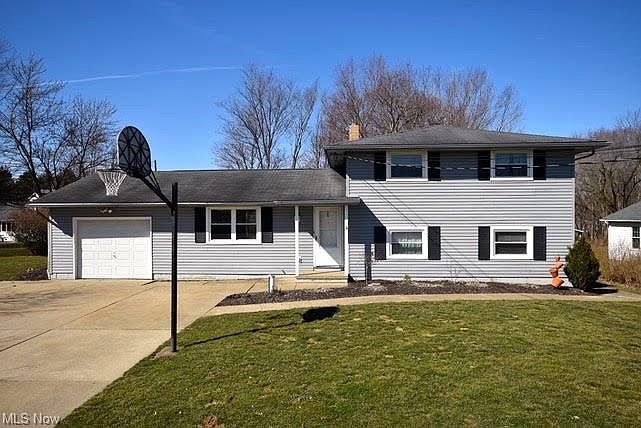 1st image of 3023 Maplegrove Ave