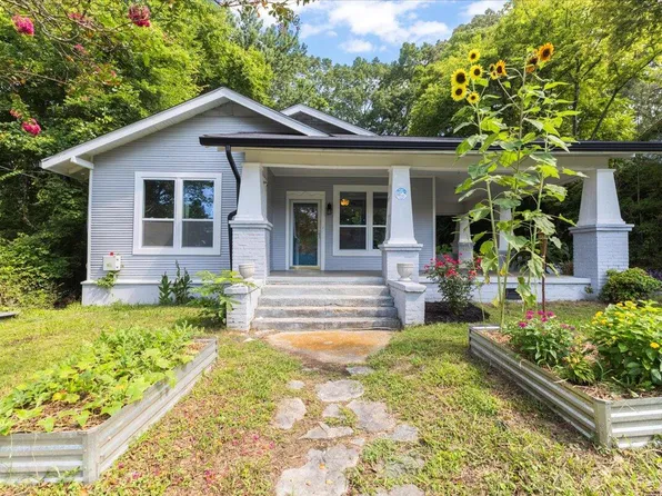 219 Ivy St, Rossville, GA 30741