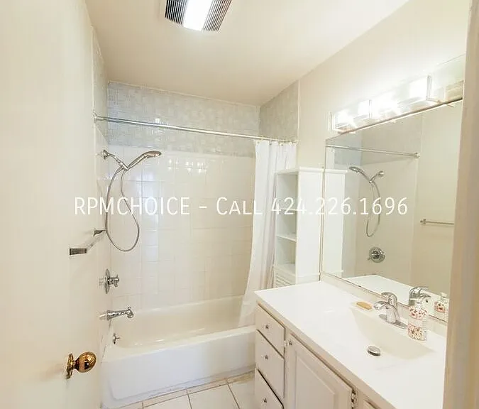 1440 Veteran Ave #238 — Photo 8