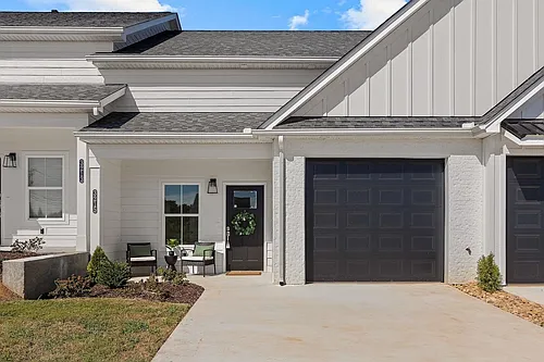 3215 Green Turtle Ln NE Photo 1