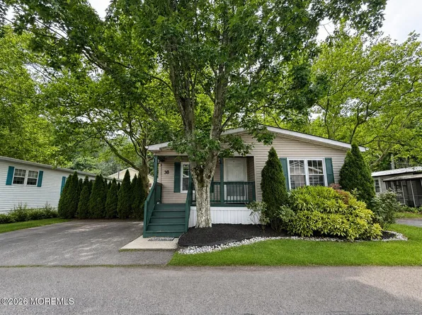 38 Village Road, Morganville, NJ 07751