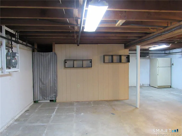 36 Rochford Ave — Photo 32
