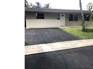 9414 SW 51st St, Cooper City, FL 33328