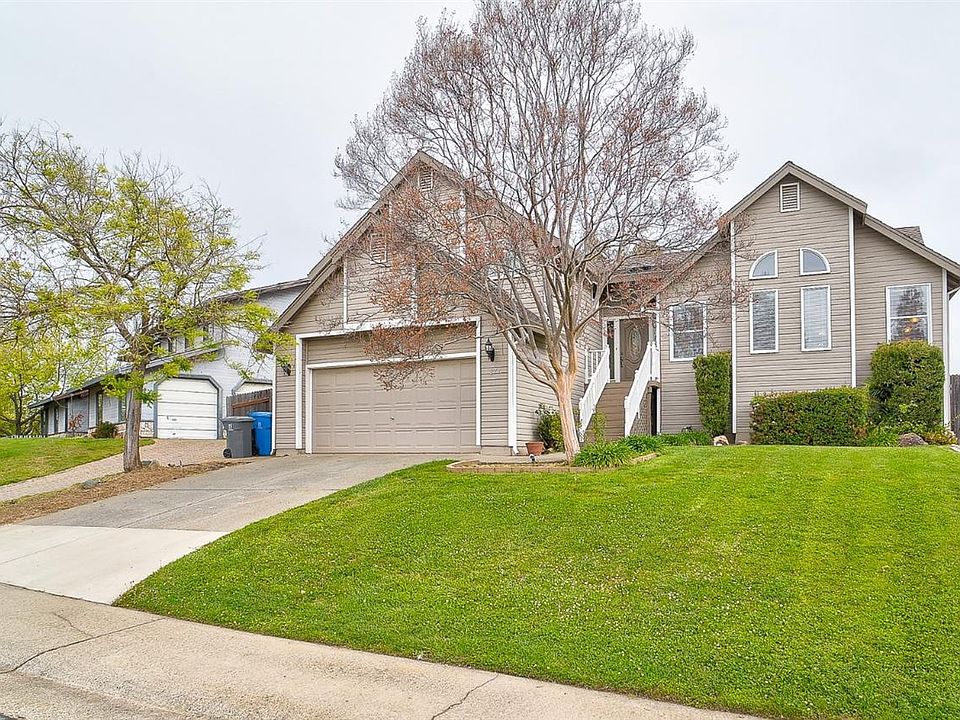 1st image of 271 Randall Dr