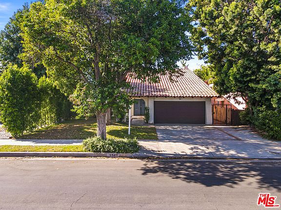 2nd image of 5521 Bellaire Ave