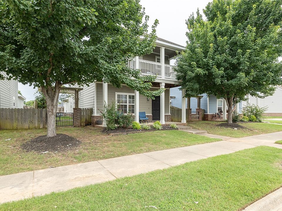 1st image of 567 N Longfellow Ln