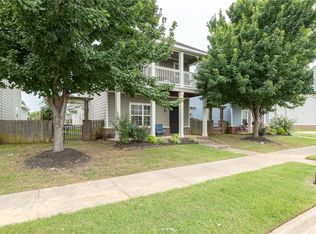 567 N Longfellow Ln, Fayetteville, AR 72704