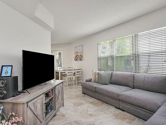 4th image of 1900 Oceanwalk Lane #107