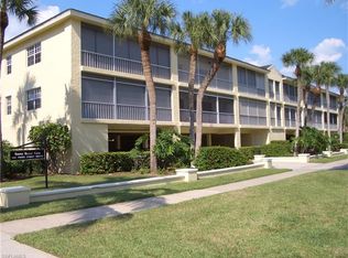 1051 3rd St S APT 101, Naples, FL 34102