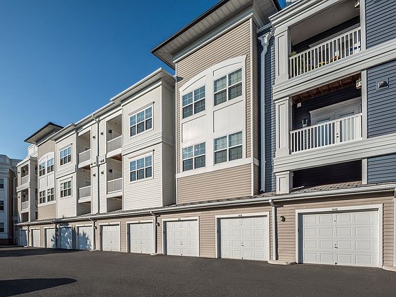4th image of 170 Market St #1-413